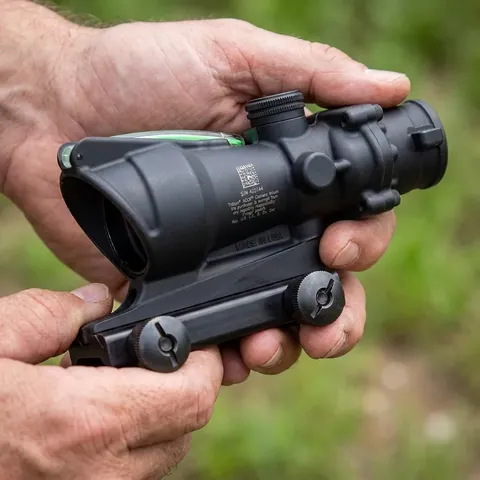 Приціл оптичний Trijicon ACOG 4x32 DI Green Chevron .223; TA51 - NS — фото 3
