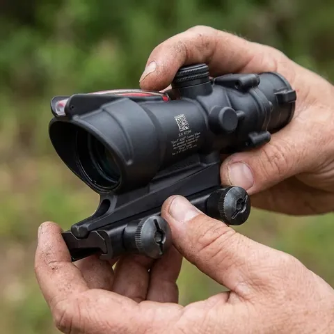 Приціл оптичний Trijicon ACOG 4x32 BAC Dual Illuminated Red Chevron .223/5.56 BDC — фото 3