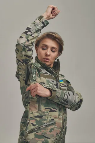 Зимова утеплена жіноча FS куртка-трансформер Soft Shell 2в1, мультикам — фото 7