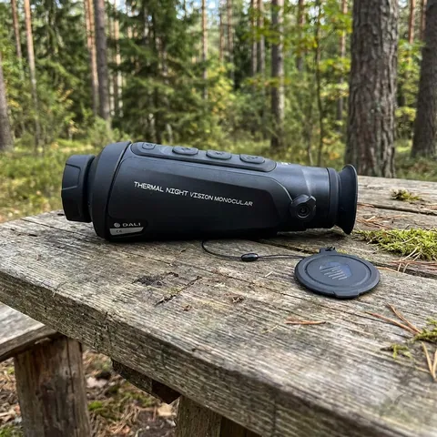 Тепловізор Dali S253H (35 мм, 384х288, 1800м, VOx, WiFi)