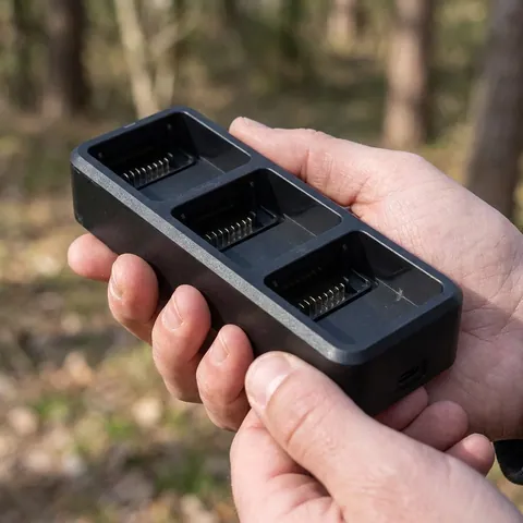 Зарядний пристрій для дрона DJI Mavic 3 100W Battery Charging Hub (CP.EN.00000422.01) — фото 3