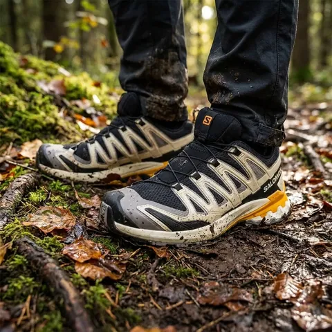 Чоловічі трейлові кросівки Salomon XA PRO 3D V9 Black / Gull / Turmeric