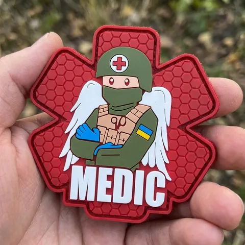 ПВХ патч (шеврон) "Військовий медик" червоний — фото 3