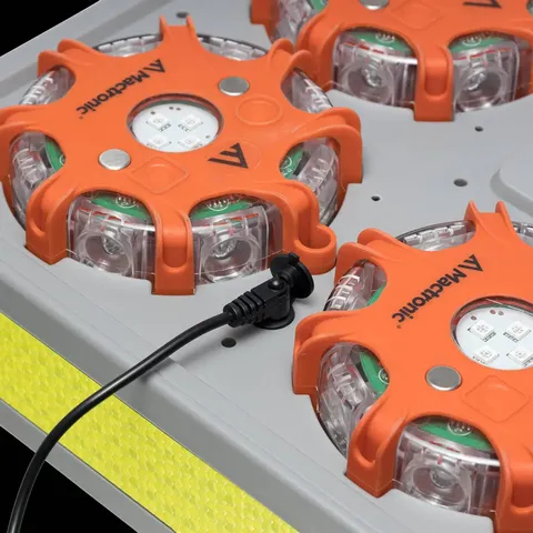 Комплект ліхтарів професійних Mactronic X-Flare (30 Lm) Red/Blue/Amber Recharg 12/220V (PSD0112) — фото 13