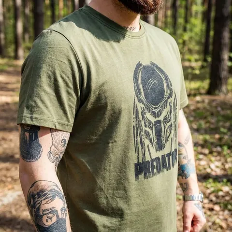 Футболка з принтом Predator кулір шовкографія хакі — фото 3