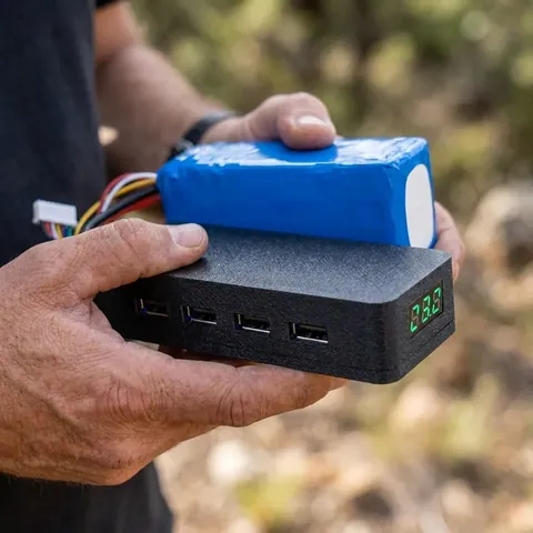Перехідник блок живлення для заряджання телефона від fpv батареї 4 USB виходи Kiborg — фото 3
