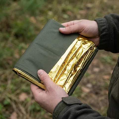 Термоковдра рятувальна 160 cм x 210 cм Олива/Золото ФАРМ ХЕЛПЕР — фото 3