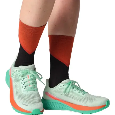 Жіночі бігові кросівки Salomon Aero Blaze 2 для асфальту та тренувань, блакитні з червоним та зеленим — фото 9