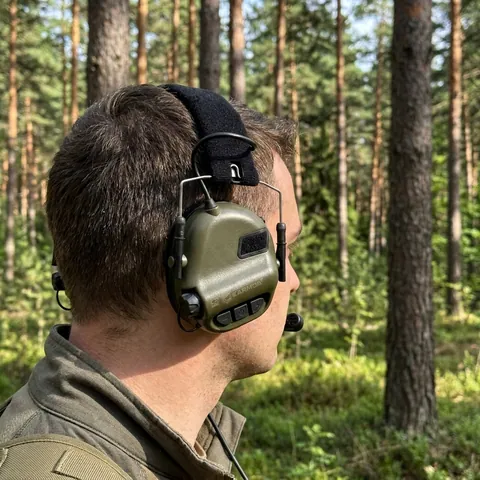 Тактичні навушники EARMOR M32 з універсальним кріпленням Олива