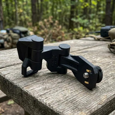 Кріплення J-arm для PVS-14 з авто-відключенням
