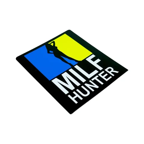 Магніт-Шеврон квадрат Milf Hunter 13,5*16,5 см сувенір на холодильник — фото 4
