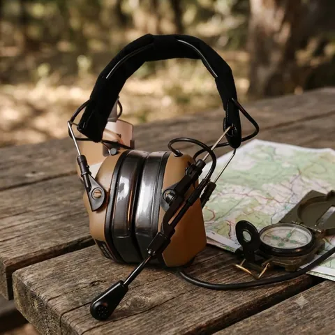 Тактичні навушники EARMOR M32 з універсальним кріпленням Койот — фото 3