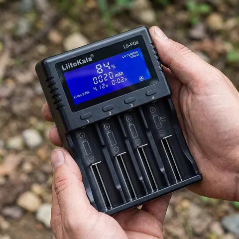 Зарядний пристрій Liitokala Lii-PD4, 4 канала, Ni-Mh/Li-ion/LiFePo4, 220V/12V, LCD, Box — фото 3