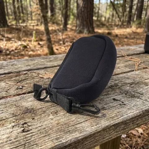 Футляр Neocase PMX з карабіном мякий неопреновий чохол для окулярів