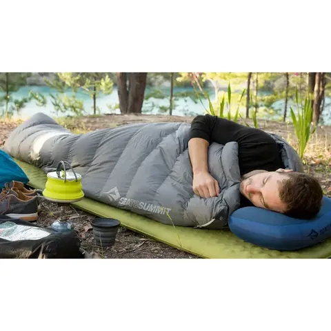 Сіра надувна подушка Aeros Premium Pillow Deluxe — 14х56х36см — фото 14