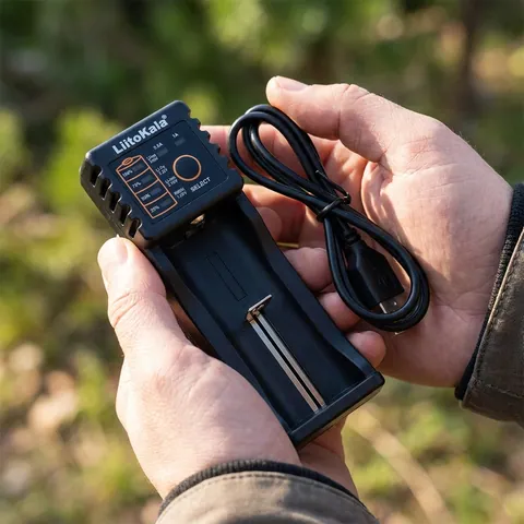 Зарядний пристрій LiitoKala Lii-100B battery charger — фото 3