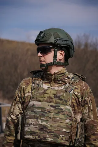 Кевларовий балістичний шолом FAST GEN III Kevlar Olive з кріпленням NVG та рейками — фото 7