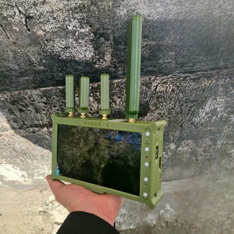 Детектор відеосигналу FPV-дронів VIDIK 4-діапазонний (автосканування, до 10 км, 7" дисплей) — фото 5