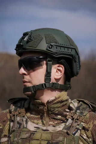 Кевларовий балістичний шолом FAST GEN III Kevlar Olive з кріпленням NVG та рейками — фото 8